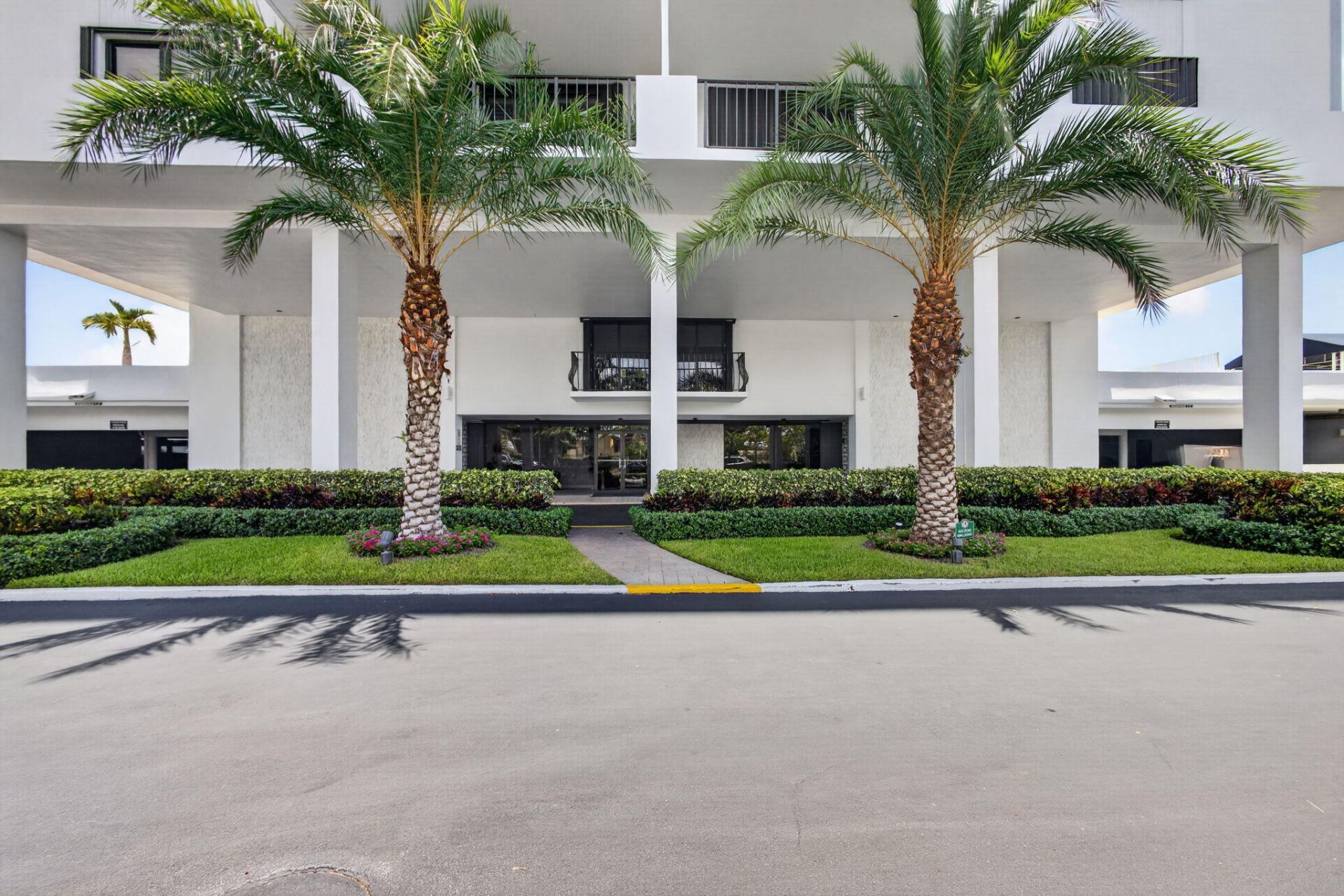1208 Marine Way, Unit 205, North Palm Beach, FL 33408 Photo