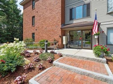 500 Candlewood Park, Unit 13, Nashua, NH 03063