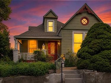 547 Main Street, Weston, MO 64098