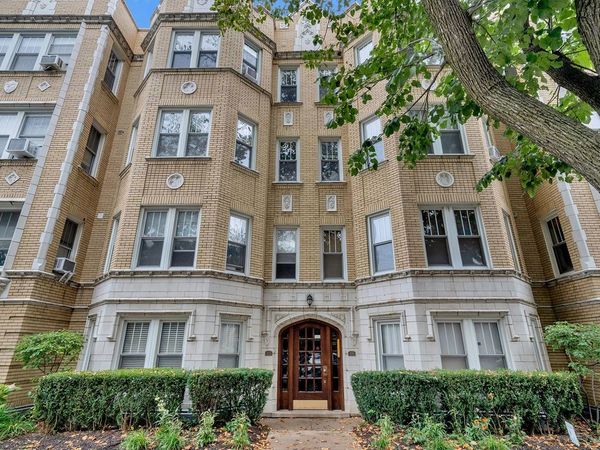 820 Washington Boulevard , Unit G, Oak Park, IL 60302