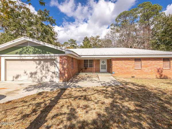 2408 Callie Road, Gautier, MS 39553