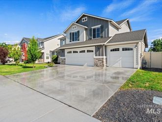 3018 W Silver River St Meridian, ID 83646