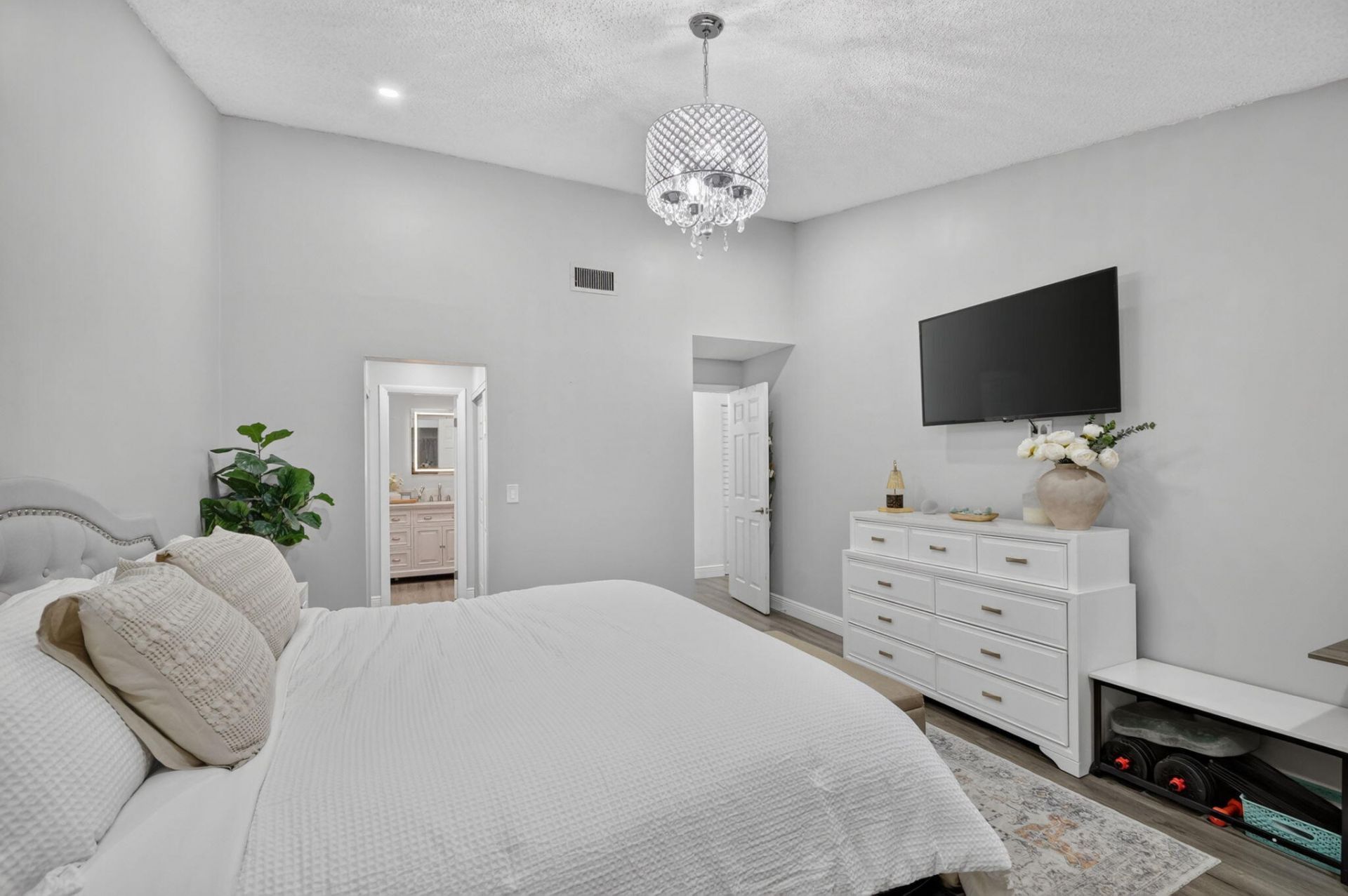 414 Springdale Circle, Palm Springs, FL 33461 Photo
