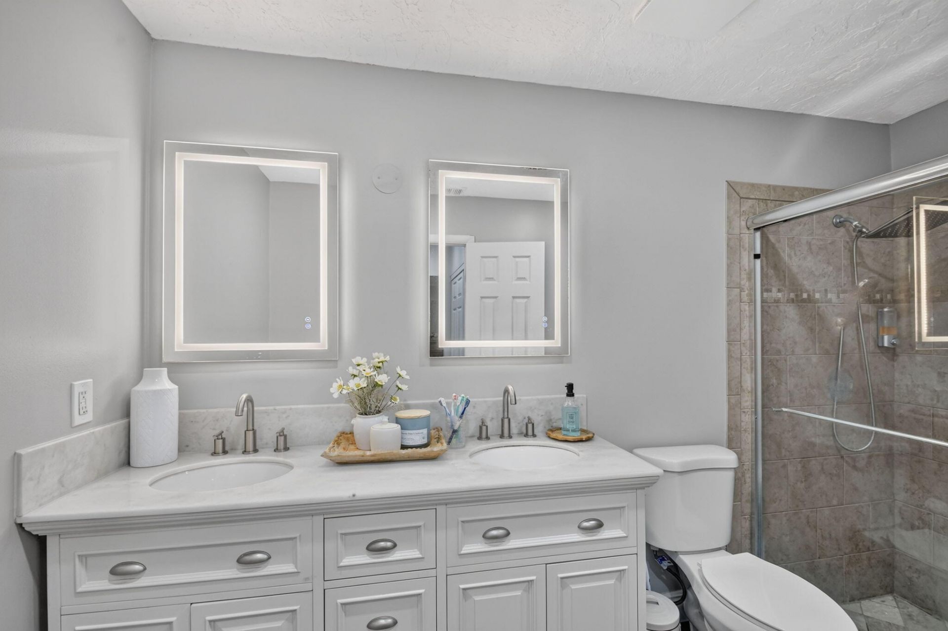 414 Springdale Circle, Palm Springs, FL 33461 Photo