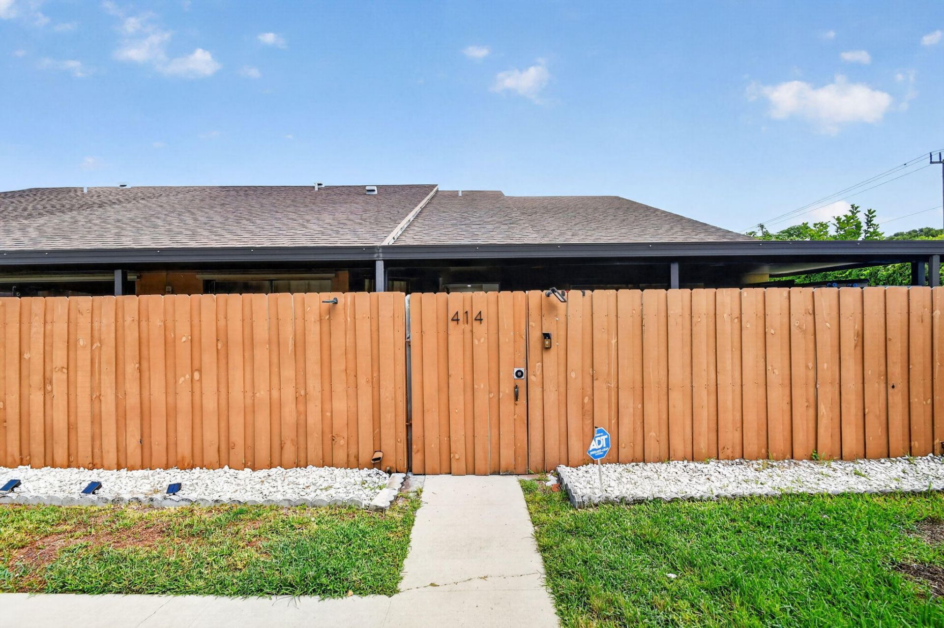 414 Springdale Circle, Palm Springs, FL 33461 Photo
