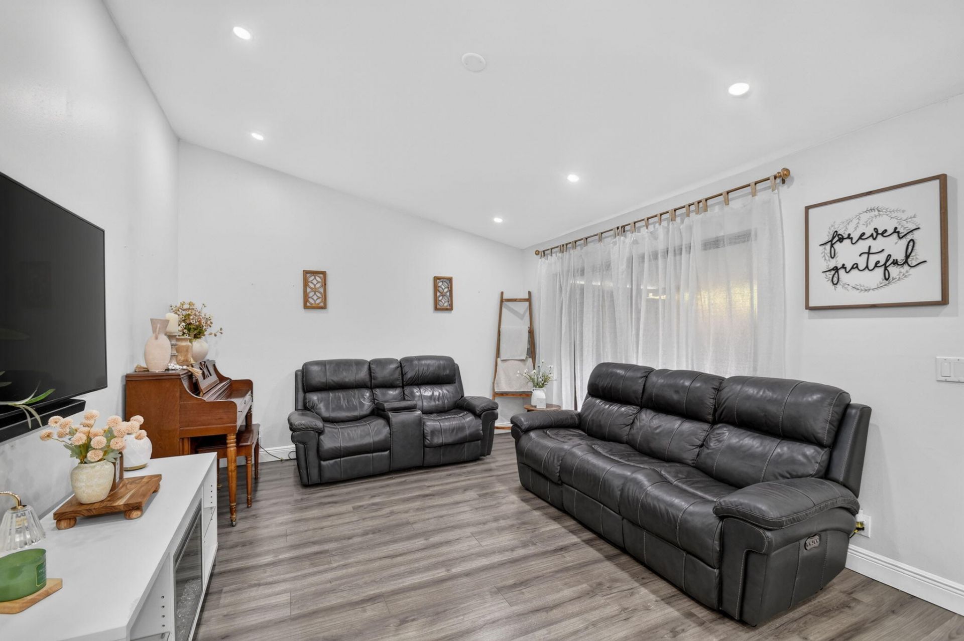 414 Springdale Circle, Palm Springs, FL 33461 Photo