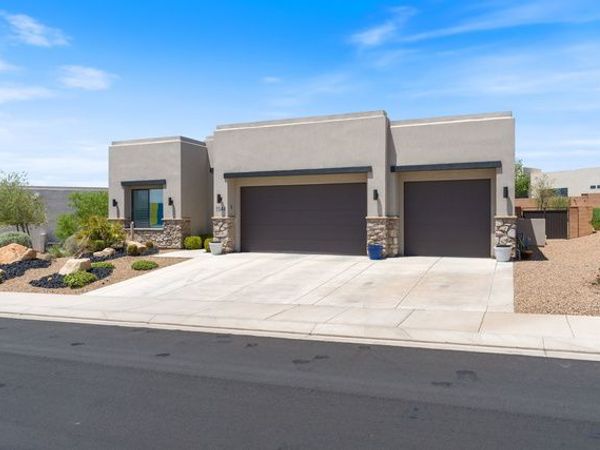 1544 W FIREPIT KNOLL DR , St. George, UT 84770