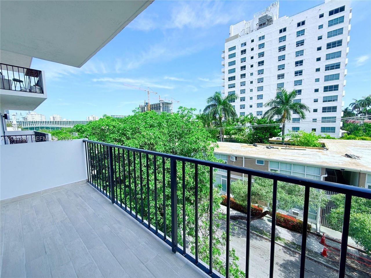 1900 Meridian Ave, Unit 403, Miami Beach, FL 33139 Photo