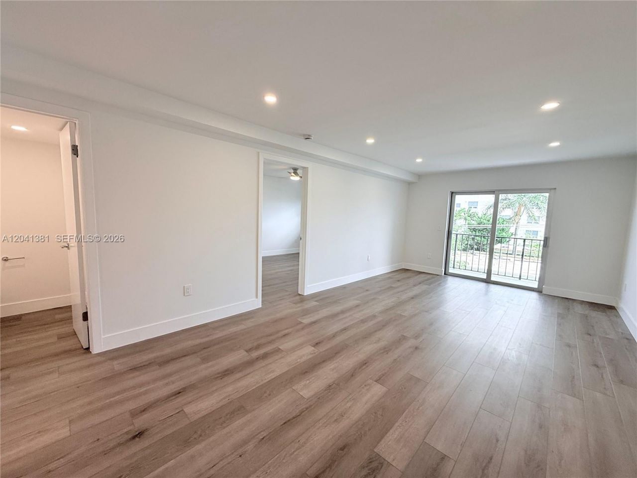 1900 Meridian Ave, Unit 403, Miami Beach, FL 33139 Photo