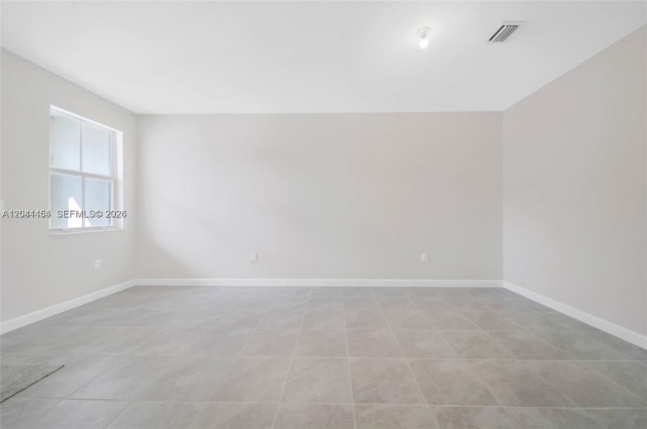 12620 NW 23rd Pl , Miami, FL 33167 Photo