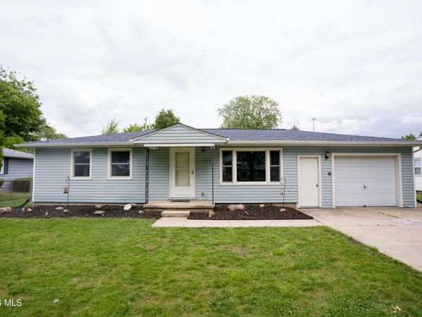 12582 Maple Avenue , Paulding, OH 45879