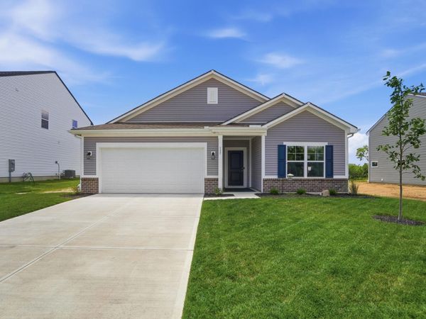 137 Evergreen Way, Brookville, OH 45309