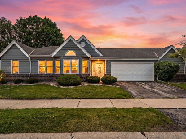 827 Kenmare Pkwy , Crown Point, IN 46307