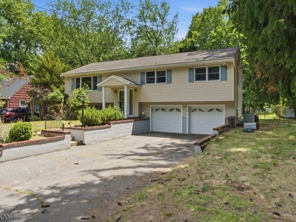 741 Westwood Ave, River Vale, NJ 07675