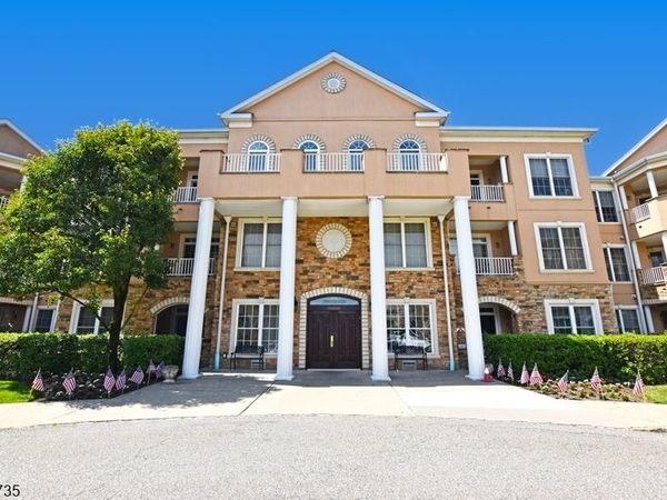 3128 Franklin Ln, Rockaway, NJ 07866