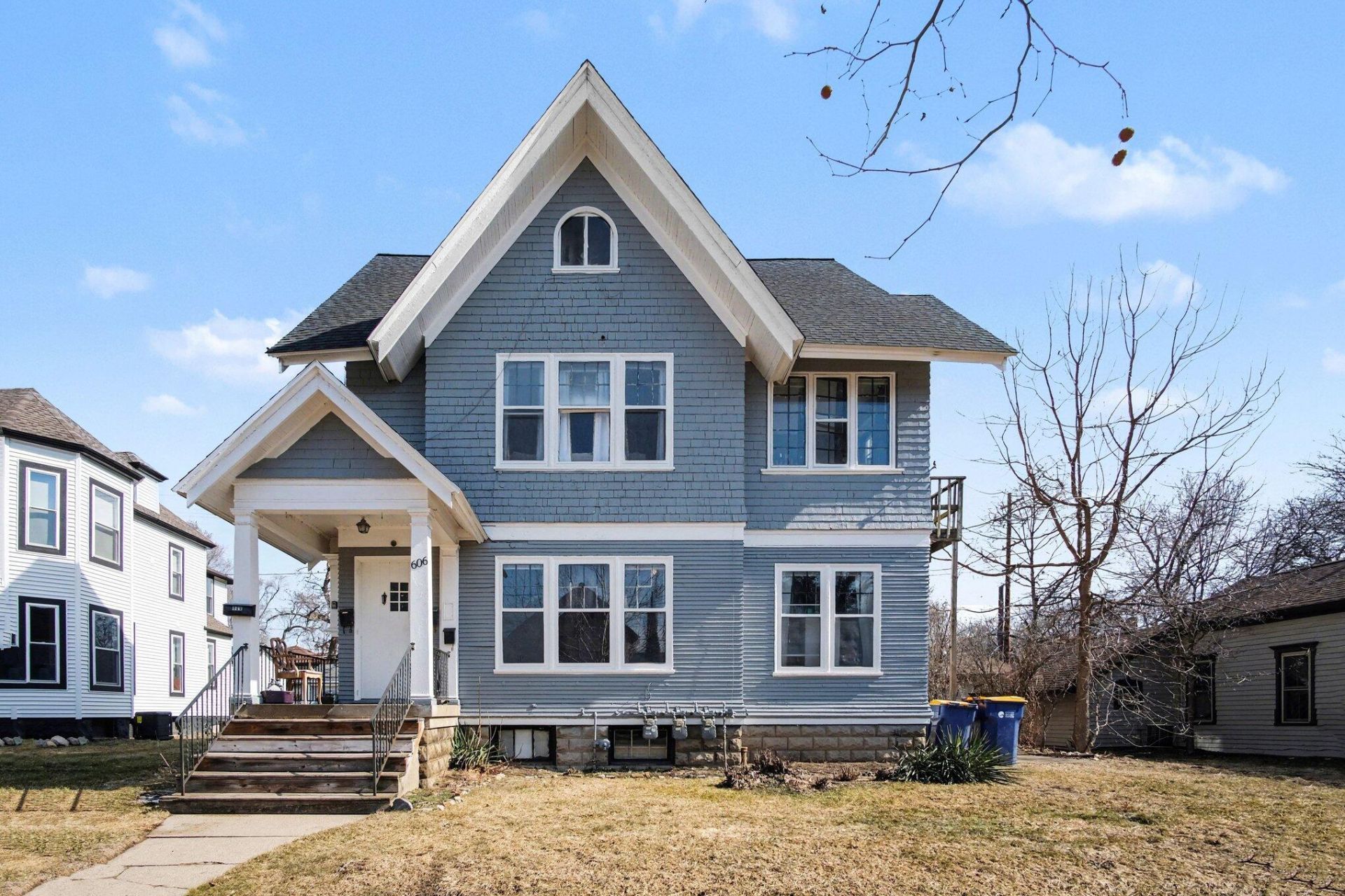 606 Fairview Avenue Ne, Grand Rapids, MI 49503 Main Photo