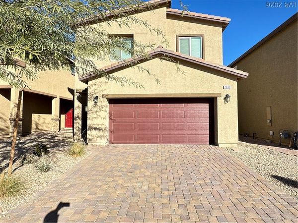 7860 Pink Opal Avenue , Las Vegas, NV 89113