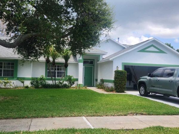 292 Carmel Drive N , Melbourne, FL 32940