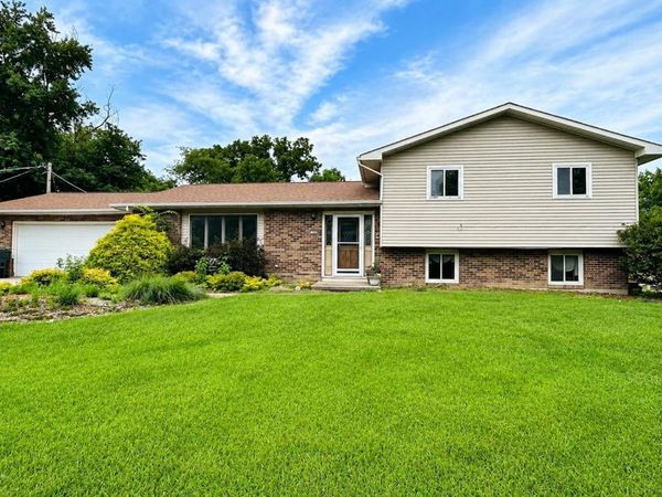 716 Hazelhurst, Keokuk, IA 52632