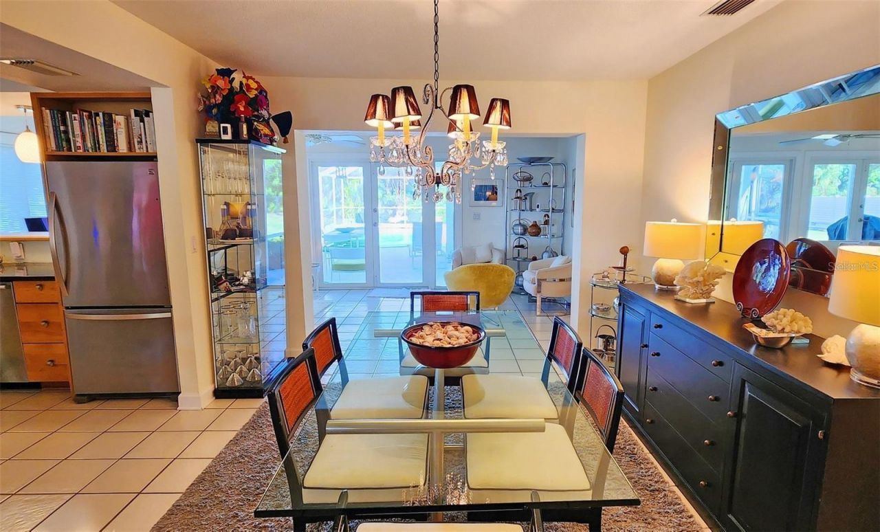 329 Bernard Avenue, Sarasota, FL 34243 Photo