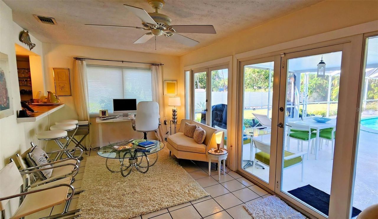 329 Bernard Avenue, Sarasota, FL 34243 Photo