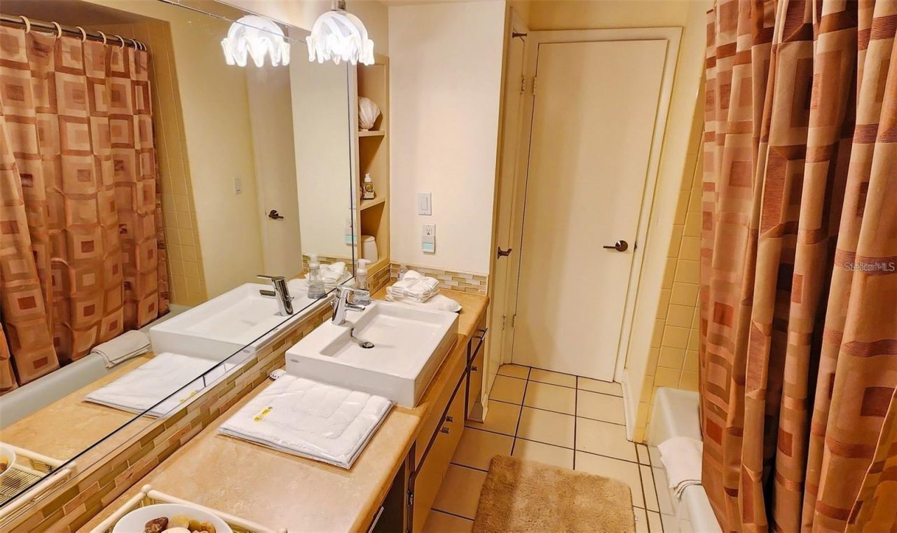329 Bernard Avenue, Sarasota, FL 34243 Photo