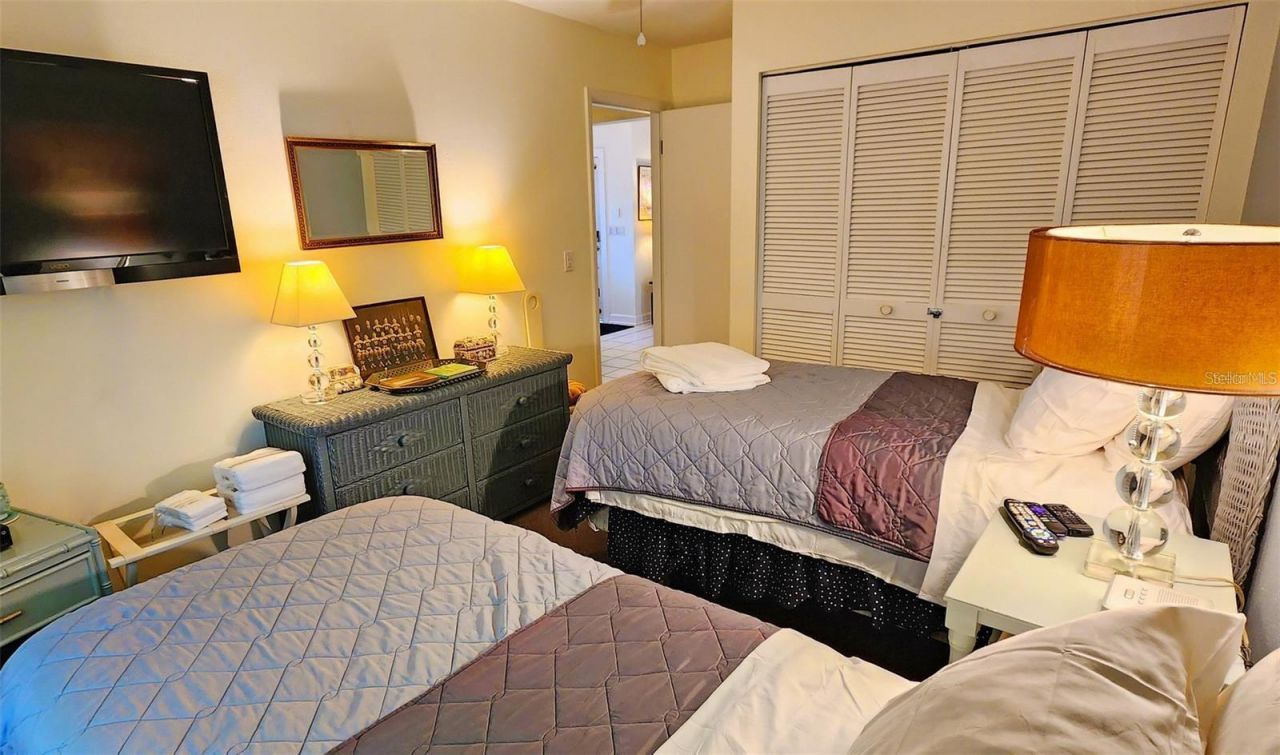 329 Bernard Avenue, Sarasota, FL 34243 Photo
