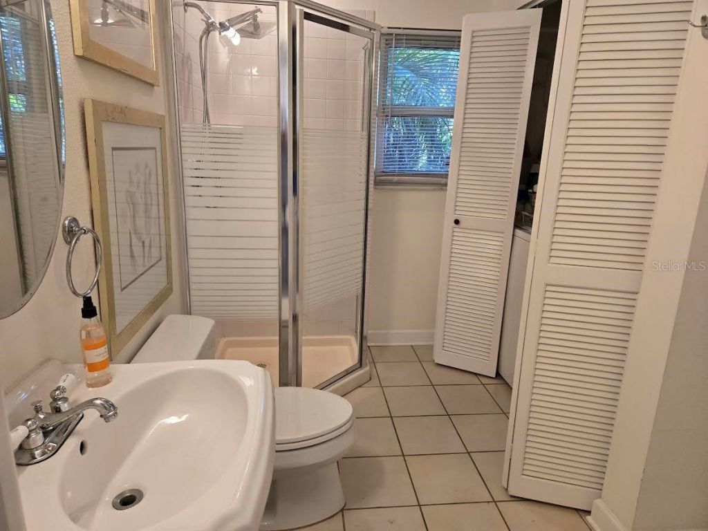 329 Bernard Avenue, Sarasota, FL 34243 Photo