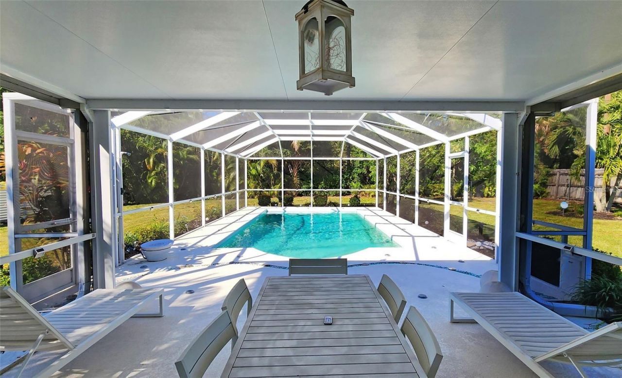 329 Bernard Avenue, Sarasota, FL 34243 Photo