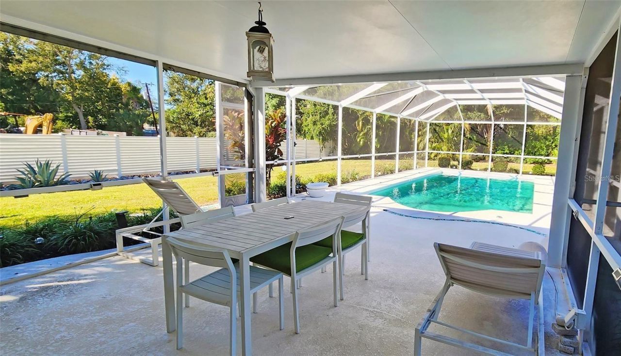 329 Bernard Avenue, Sarasota, FL 34243 Photo