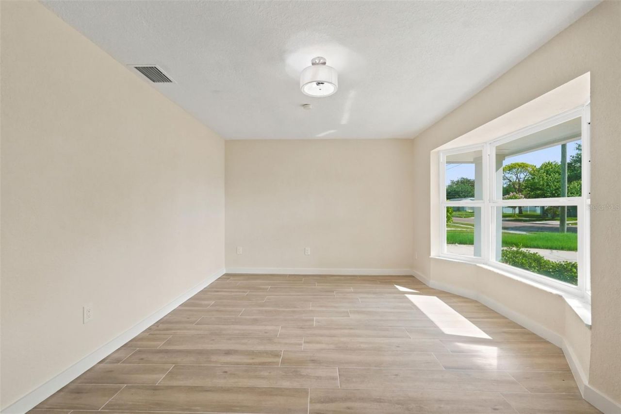 4700 Chancellor Street Ne, Saint Petersburg, FL 33703 Photo