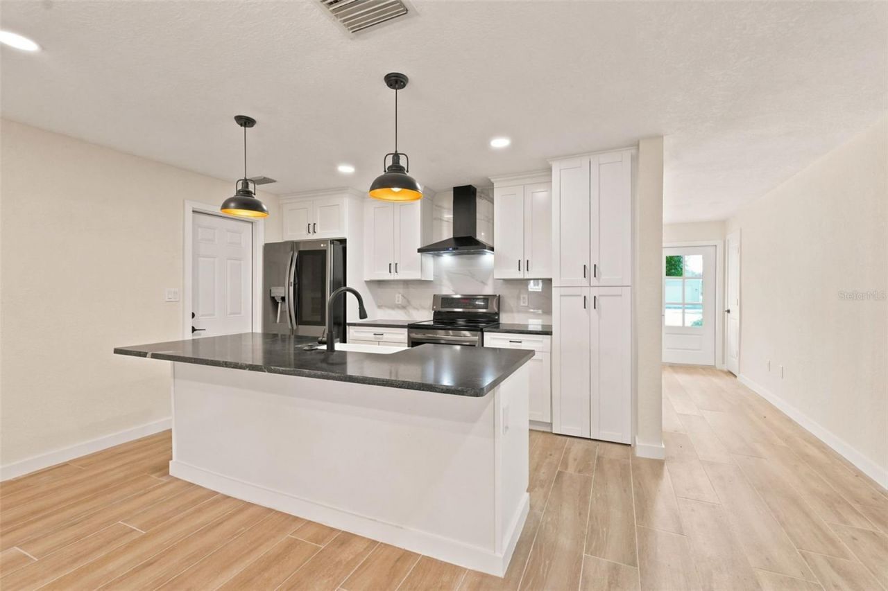 4700 Chancellor Street Ne, Saint Petersburg, FL 33703 Photo