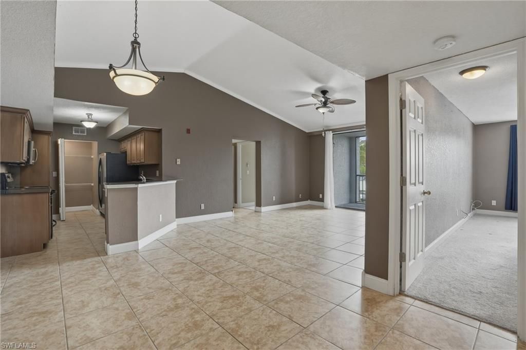 13515 Eagle Ridge Dr, Unit 525, Fort Myers, FL 33912 Photo