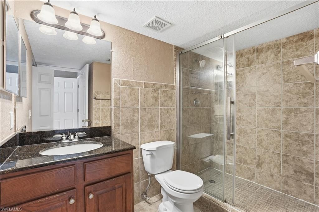 13515 Eagle Ridge Dr, Unit 525, Fort Myers, FL 33912 Photo