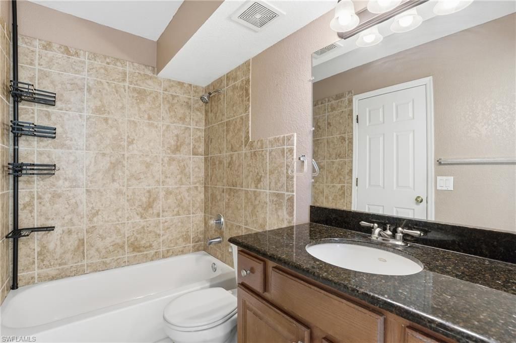13515 Eagle Ridge Dr, Unit 525, Fort Myers, FL 33912 Photo