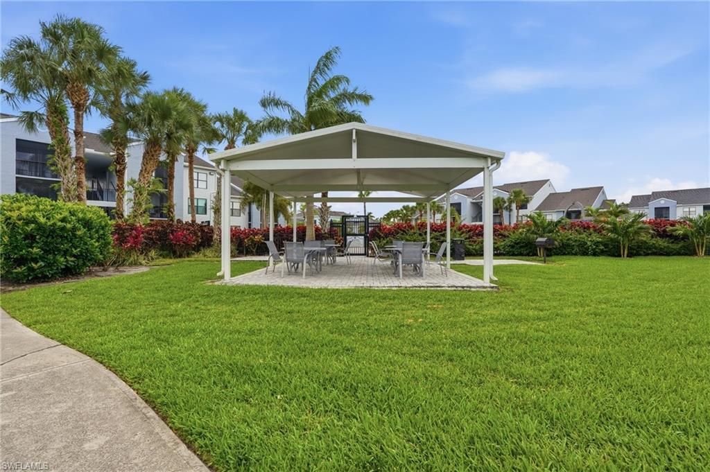 13515 Eagle Ridge Dr, Unit 525, Fort Myers, FL 33912 Photo