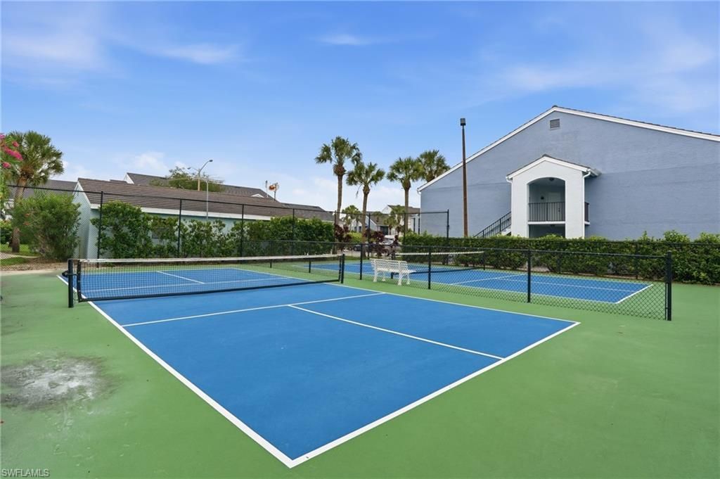 13515 Eagle Ridge Dr, Unit 525, Fort Myers, FL 33912 Photo