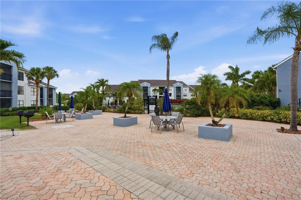13515 Eagle Ridge Dr, Unit 525, Fort Myers, FL 33912 Photo