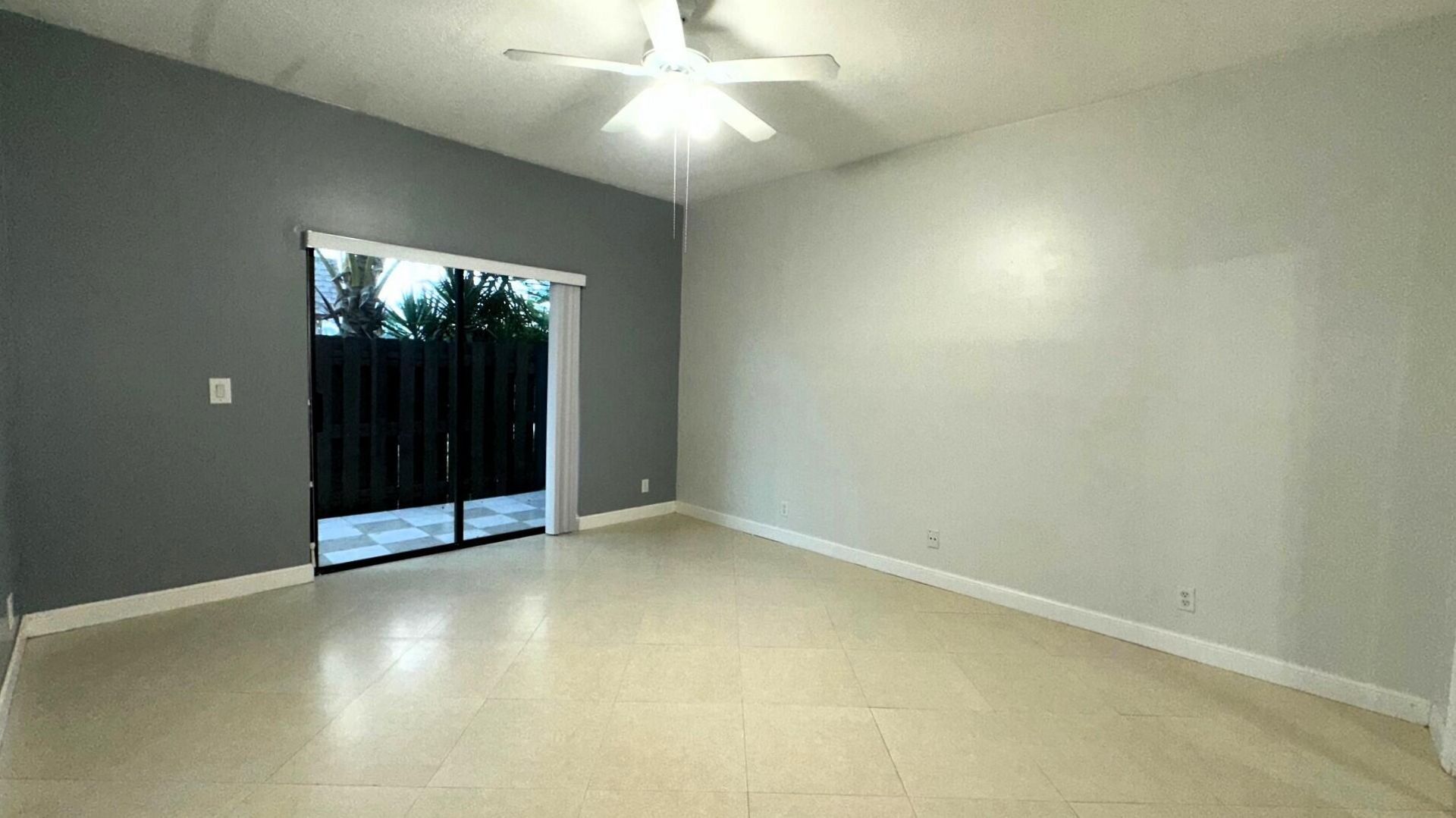 303 Waterview Drive, Palm Springs, FL 33461 Photo
