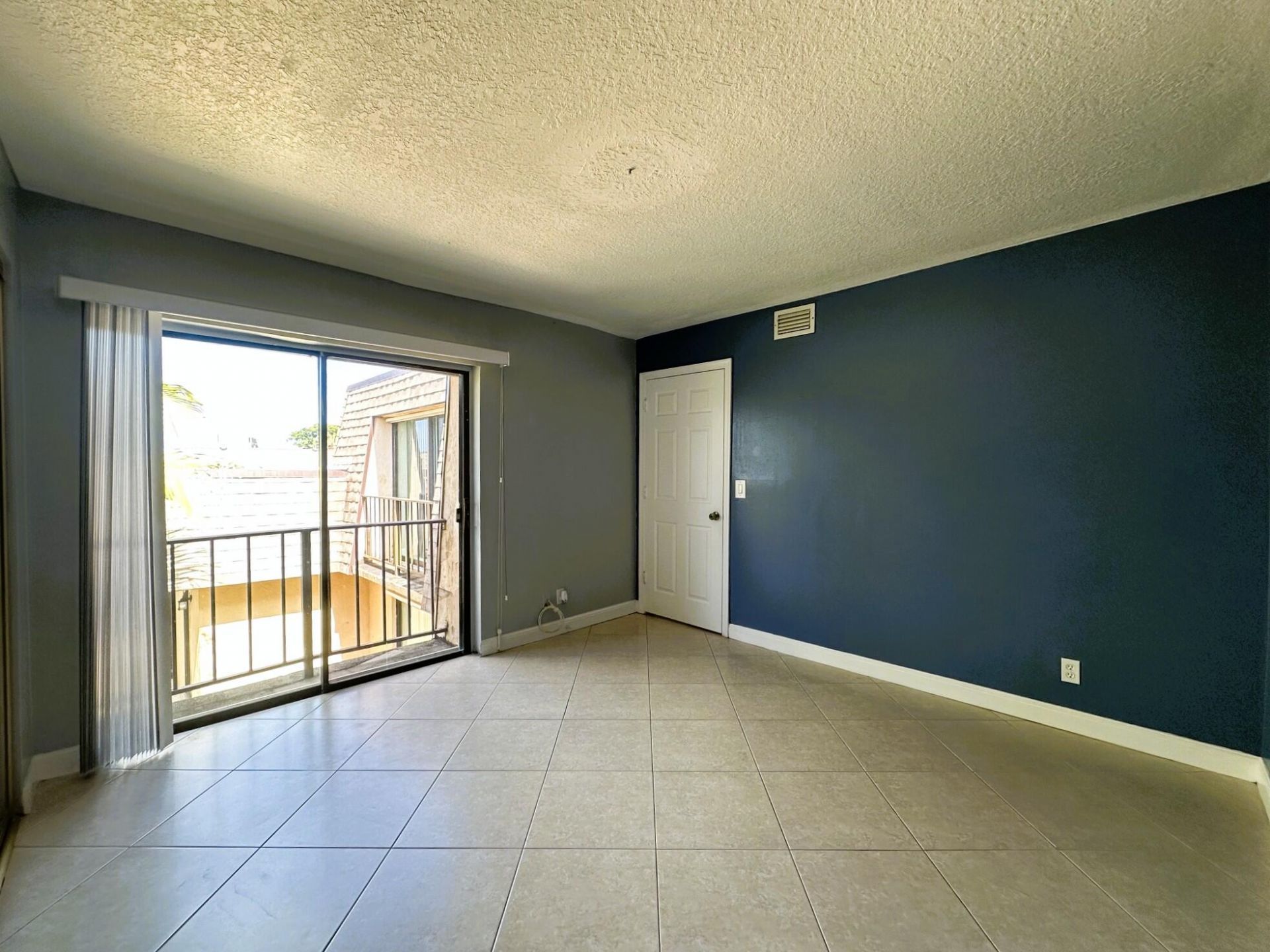 303 Waterview Drive, Palm Springs, FL 33461 Photo