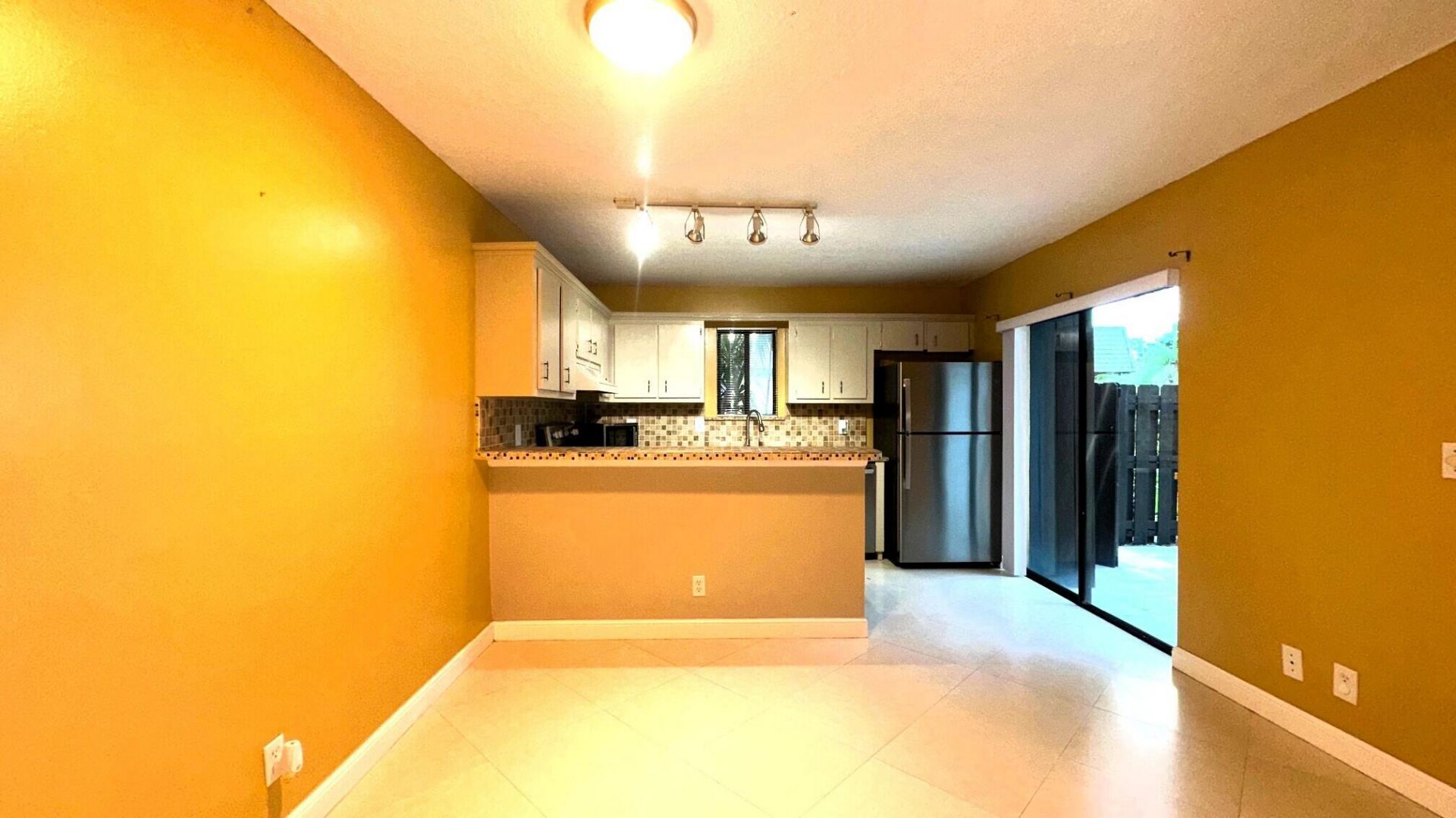 303 Waterview Drive, Palm Springs, FL 33461 Photo