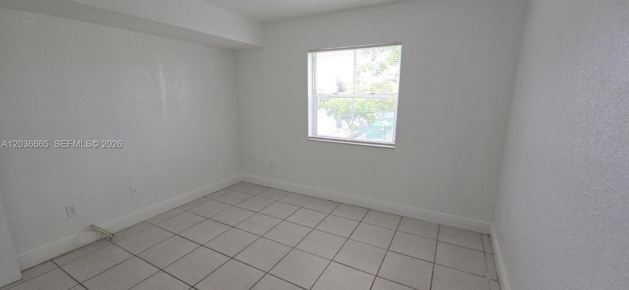 8200 SW 210th St , Unit 212, Cutler Bay, FL 33189 Photo