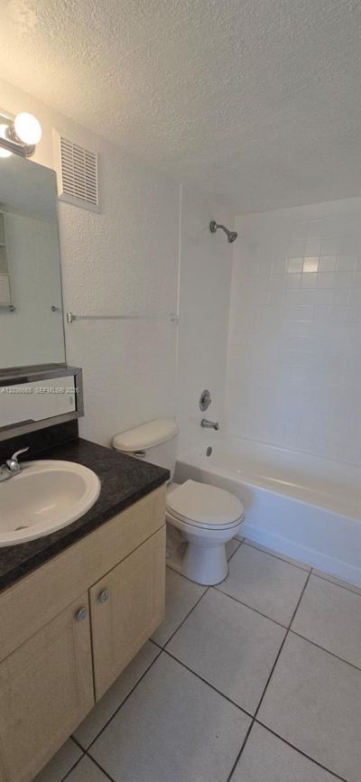8200 SW 210th St , Unit 212, Cutler Bay, FL 33189 Photo