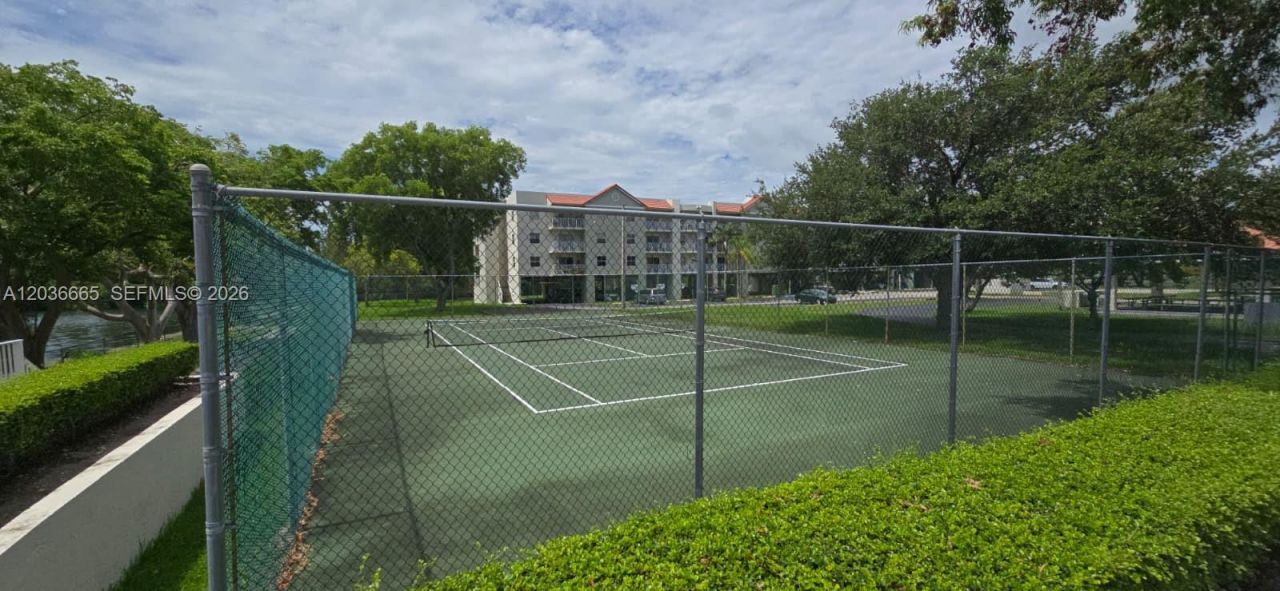 8200 SW 210th St , Unit 212, Cutler Bay, FL 33189 Photo