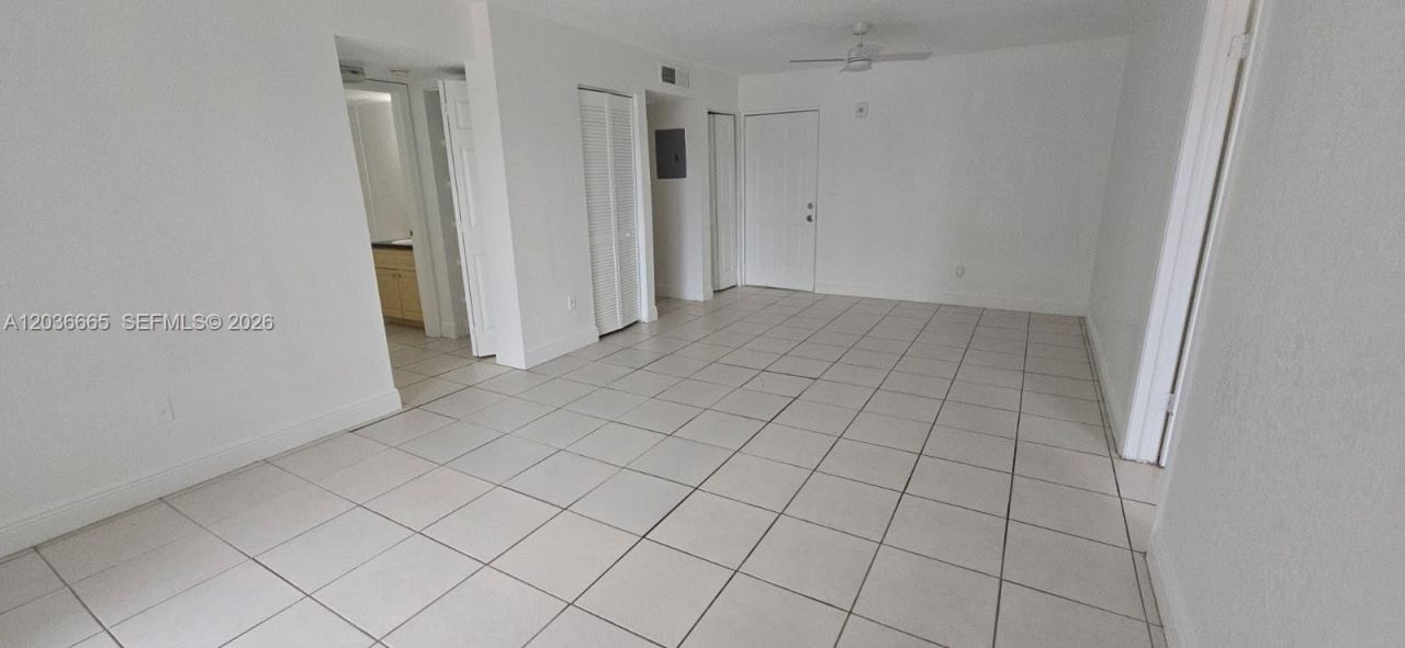8200 SW 210th St , Unit 212, Cutler Bay, FL 33189 Photo