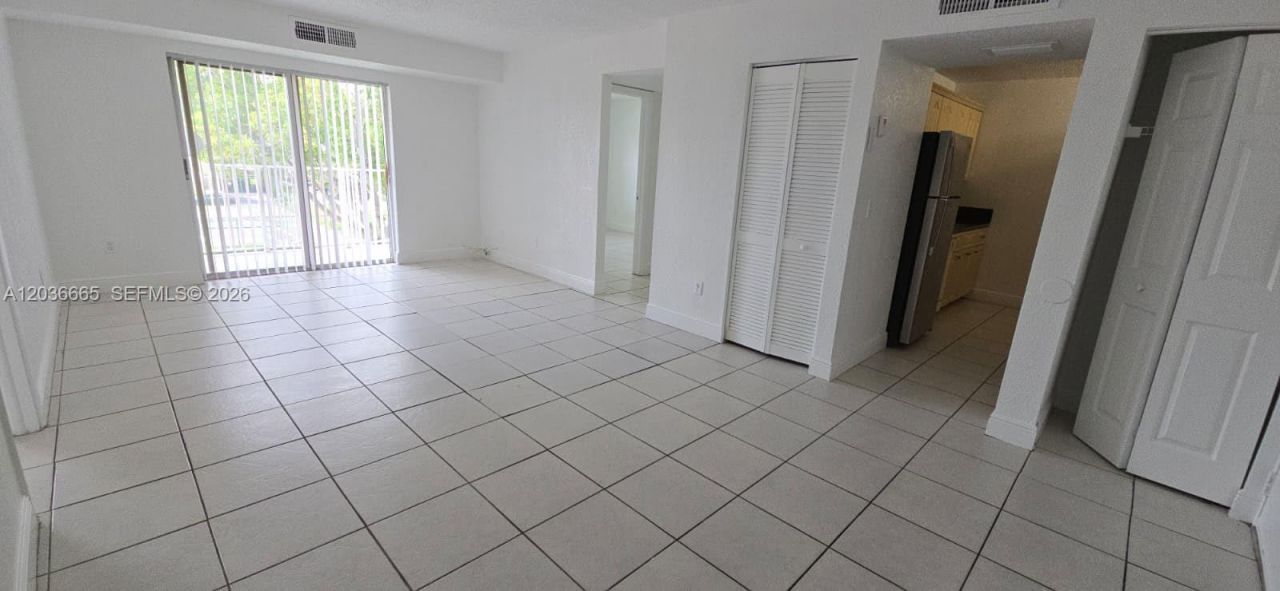 8200 SW 210th St , Unit 212, Cutler Bay, FL 33189 Photo