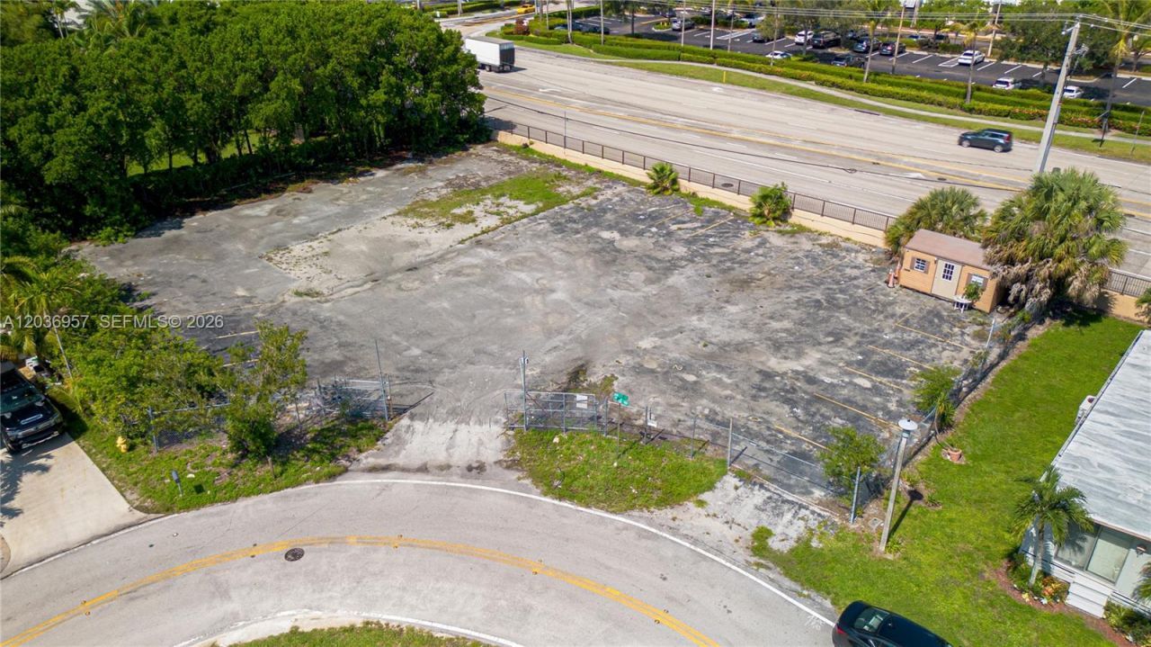 311 NW 135th Way , Plantation, FL 33325 Photo