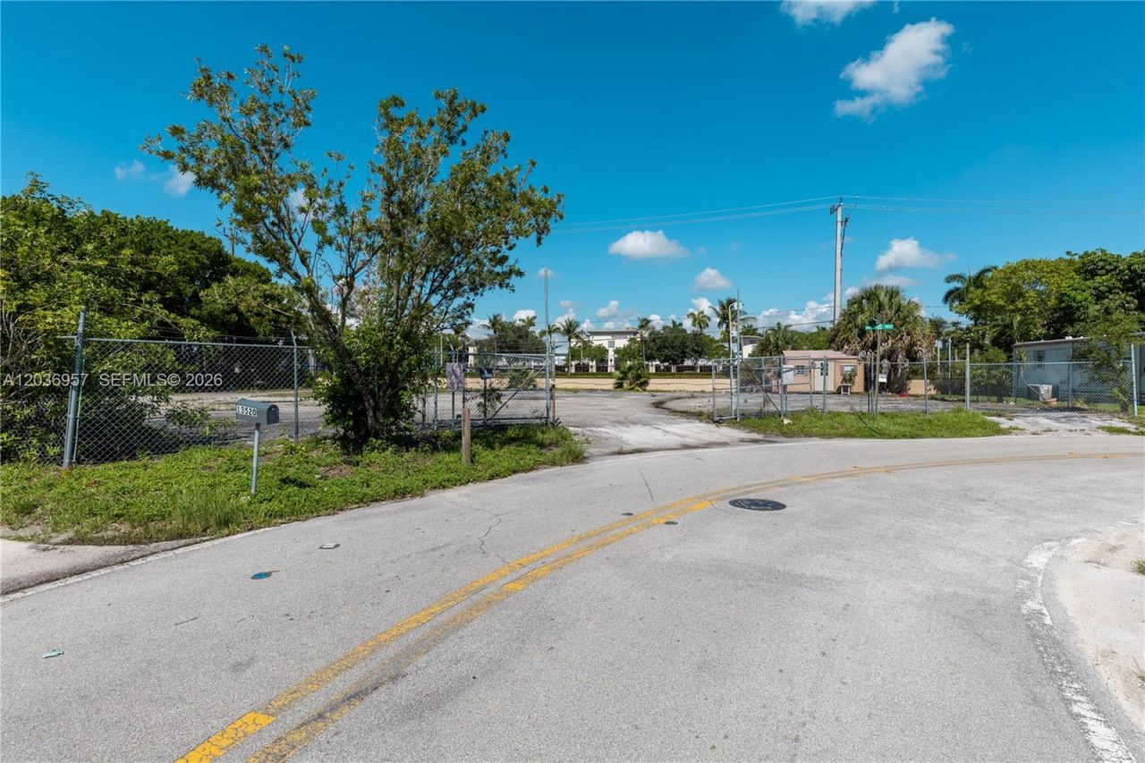 311 NW 135th Way , Plantation, FL 33325 Photo