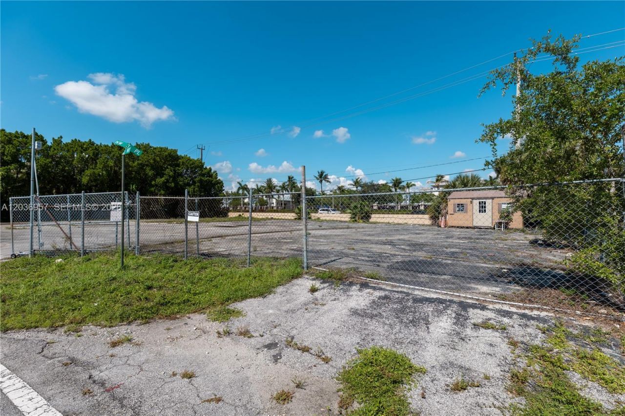 311 NW 135th Way , Plantation, FL 33325 Photo