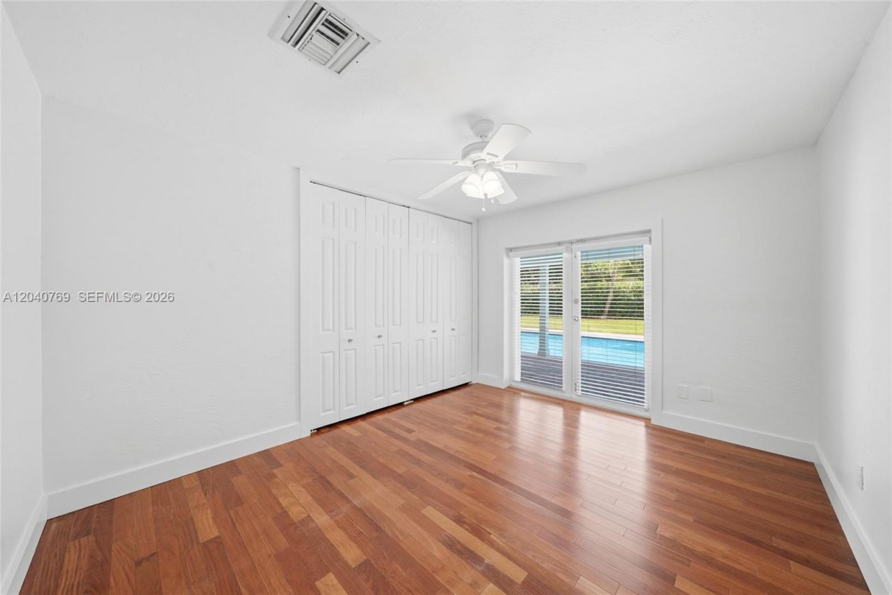 8240 SW 150 Dr , Palmetto Bay, FL 33158 Photo